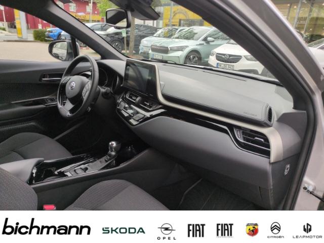 Toyota C-HR TeamD 4x4 AT Kli2 18'' RFK DAB USB