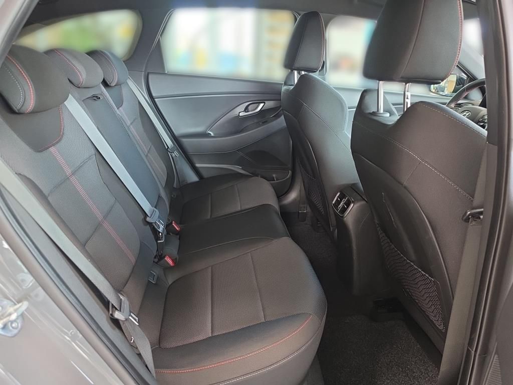 Erstes Annaberger Autohaus - Hyundai NEW i30 Kombi 5-Sitze - Bild 13 Erstes Annaberger Autohaus - Hyundai NEW i30 Kombi 5-Sitze - Bild 13