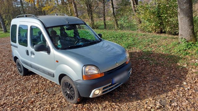 Renault RENAULT KANGOO 1,6 16V TÜV 05/26 Raumwunde...