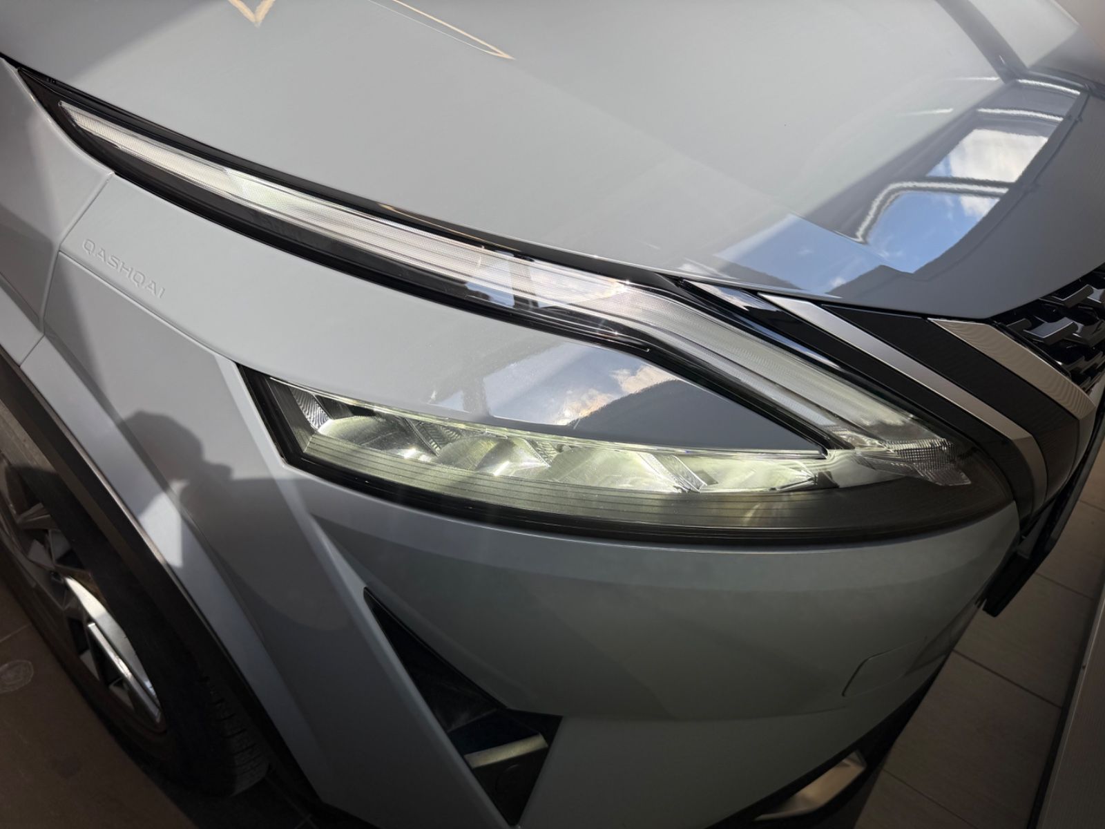 Fahrzeugabbildung Nissan Qashqai Acenta 360° Kamera Navi, Winterpaket.
