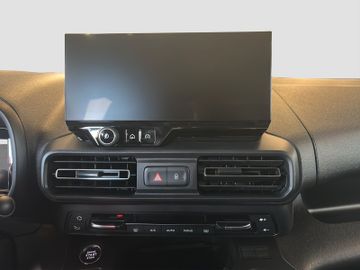 Fotografie 12 des Opel Combo Life 1,5 D Edition Navi, RFK, Lenkradheiz.