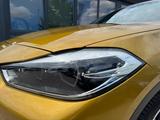 BMW X2 sDrive 20 i Advantage*LED*Pano*Head Up*Harman - BMW X2: Geländewagen