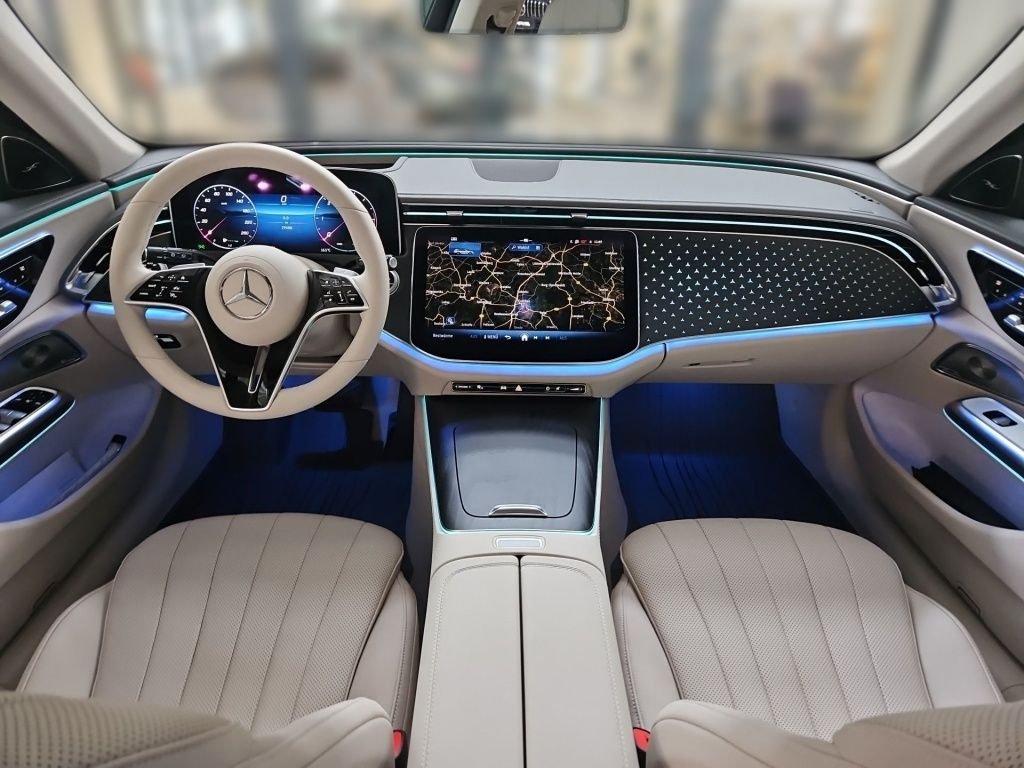 Fahrzeugabbildung Mercedes-Benz E 450 dT 4M All-Terrain AHK Massage Pano 360 HUD