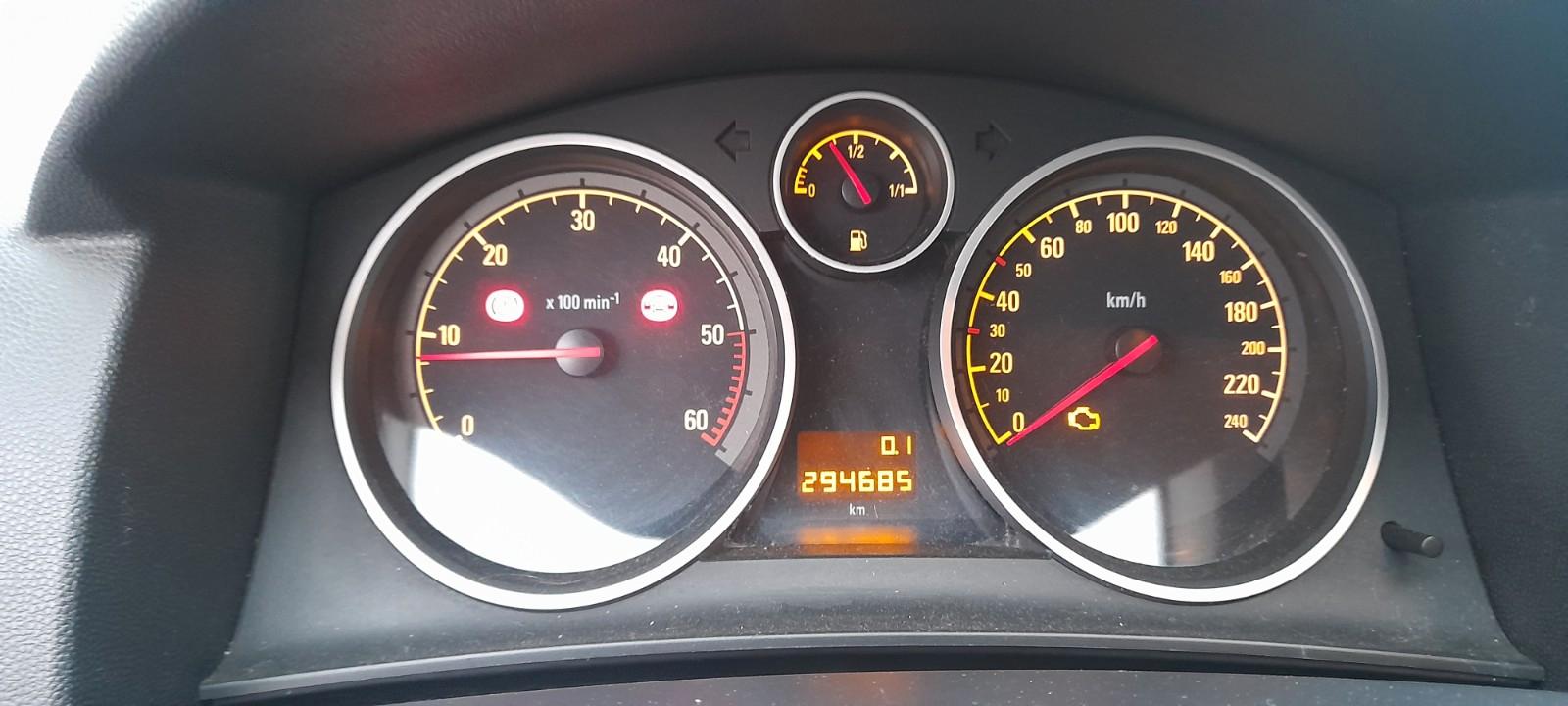 Opel Astra 2007 — photo 8