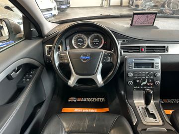 Volvo V70 Kombi Momentum *Leder*