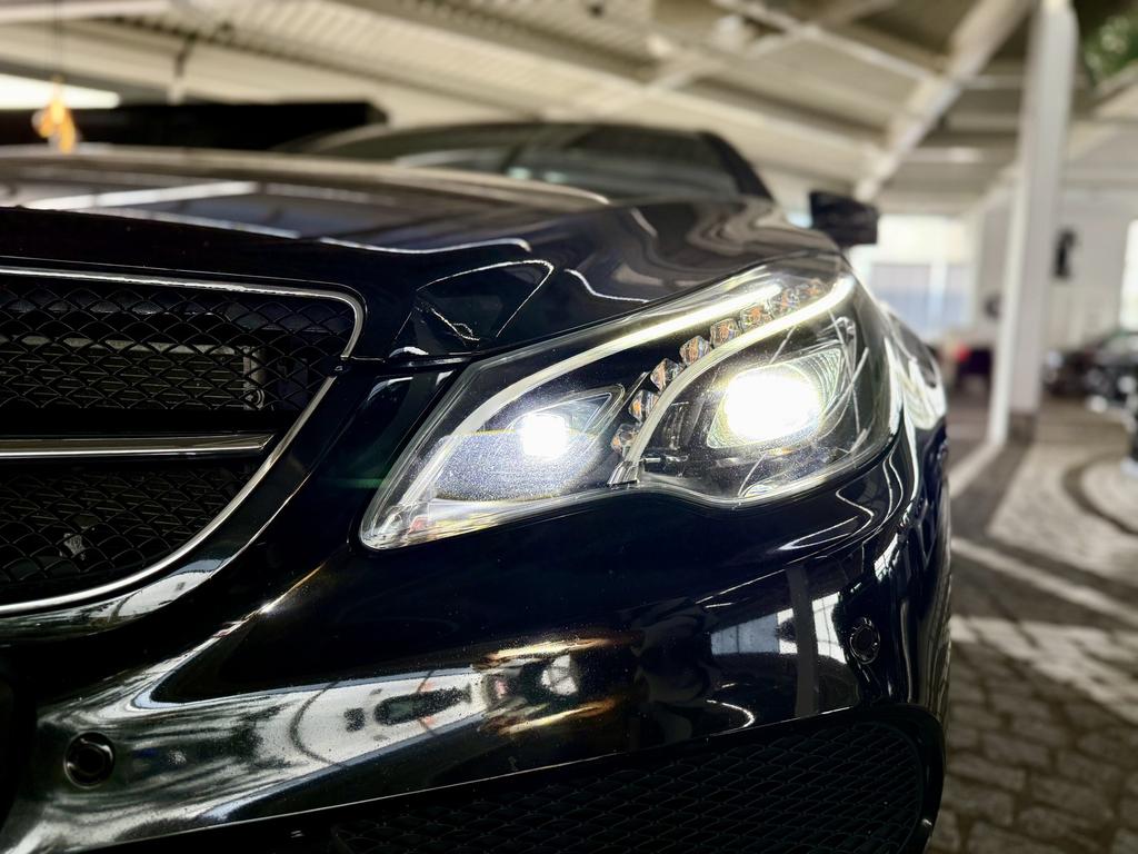 Mercedes-Benz E 320