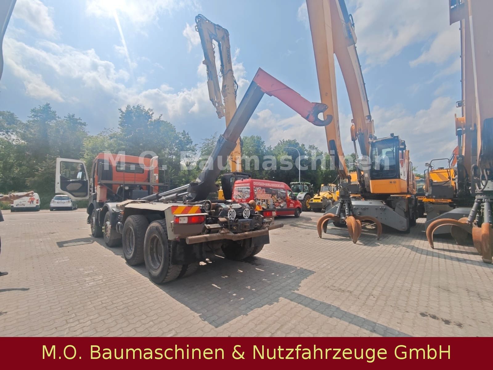 Fahrzeugabbildung Renault Kerax 410-32 / AC/ 8x4 /
