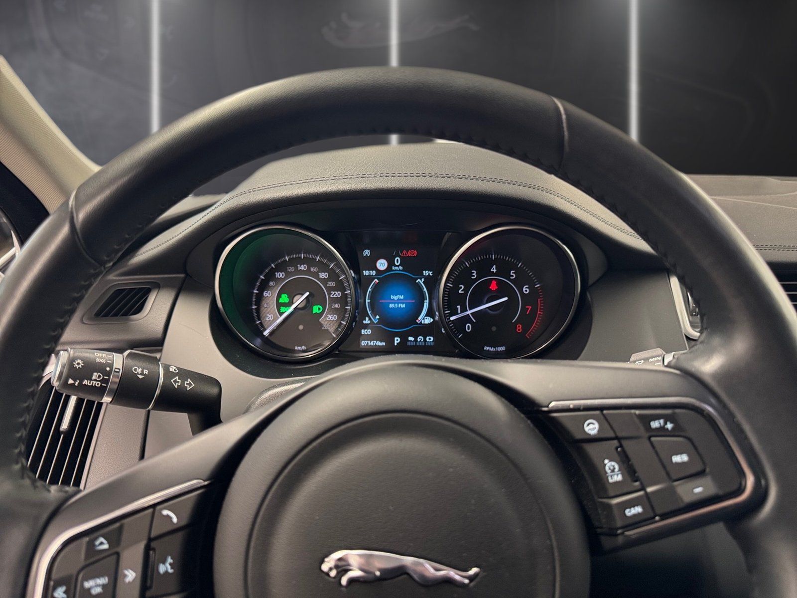 Fahrzeugabbildung Jaguar E-PACE P200 SE AWD*ACC*LED*Navi*Memory*360°*PDC