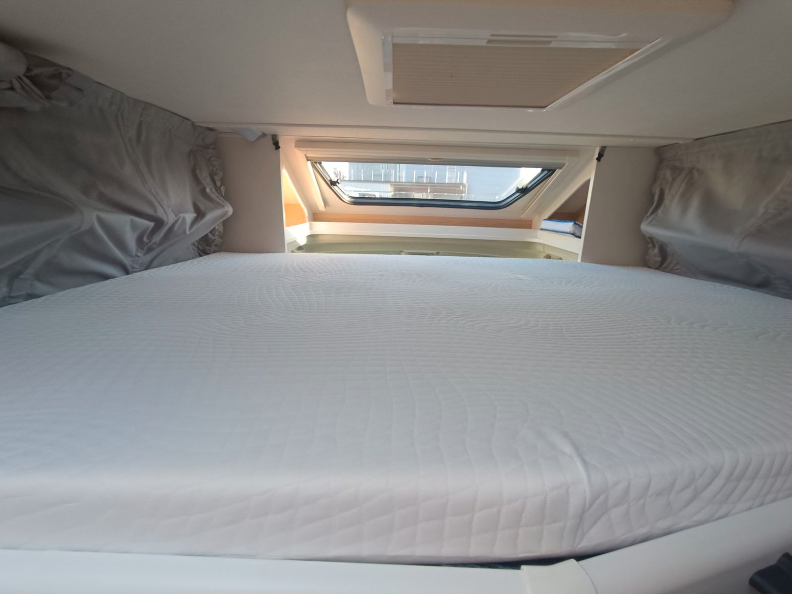 Fahrzeugabbildung Sunlight T68 Adventure Edition *Automatik*SAT*Hubbett