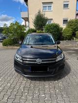Volkswagen Tiguan 1.4 TSI / TÜV 10/2027 - Volkswagen Tiguan: Limousine