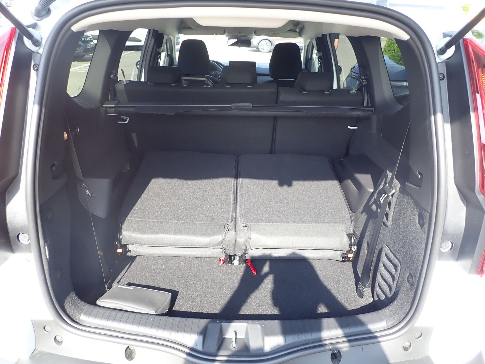 Fahrzeugabbildung Dacia Jogger Expression TCe 110 7-Sitzer