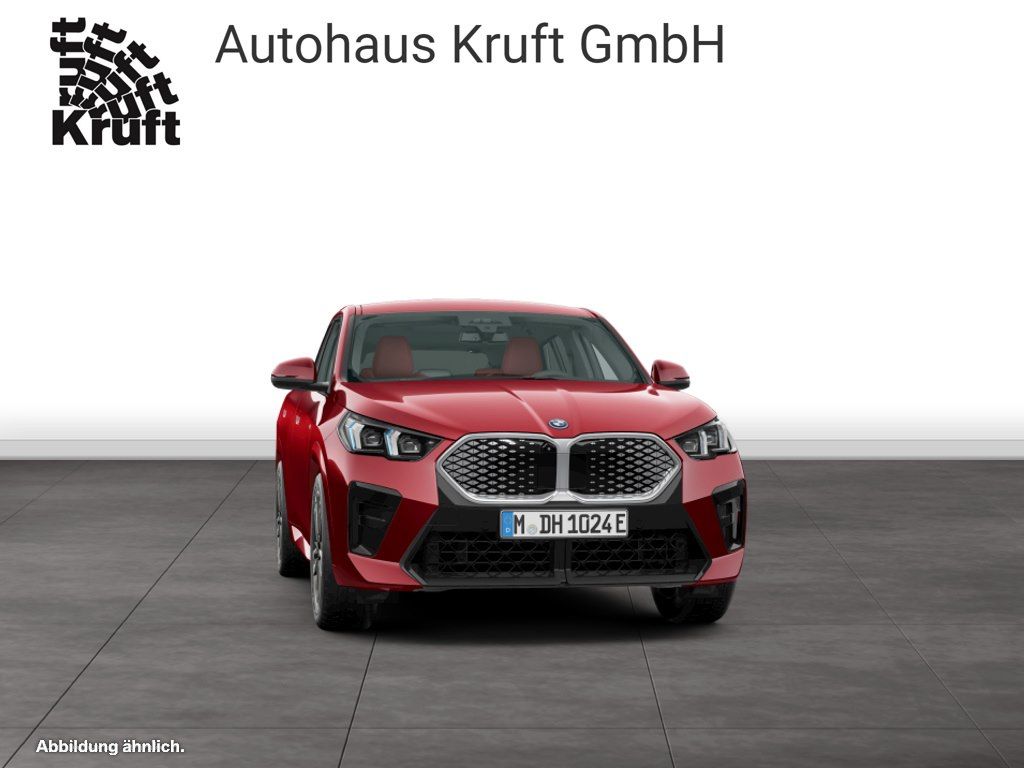 BMW iX2 - Bild 11