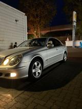 Mercedes-Benz Mercedes Benz E220 - gebrauchte Mercedes-Benz E 220 aus dem Jahr 2004