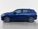 BMW X2 sDrive18d Aut. Advantage AHK+Driv.Ass.+RFK - BMW X2: Sdrive18d