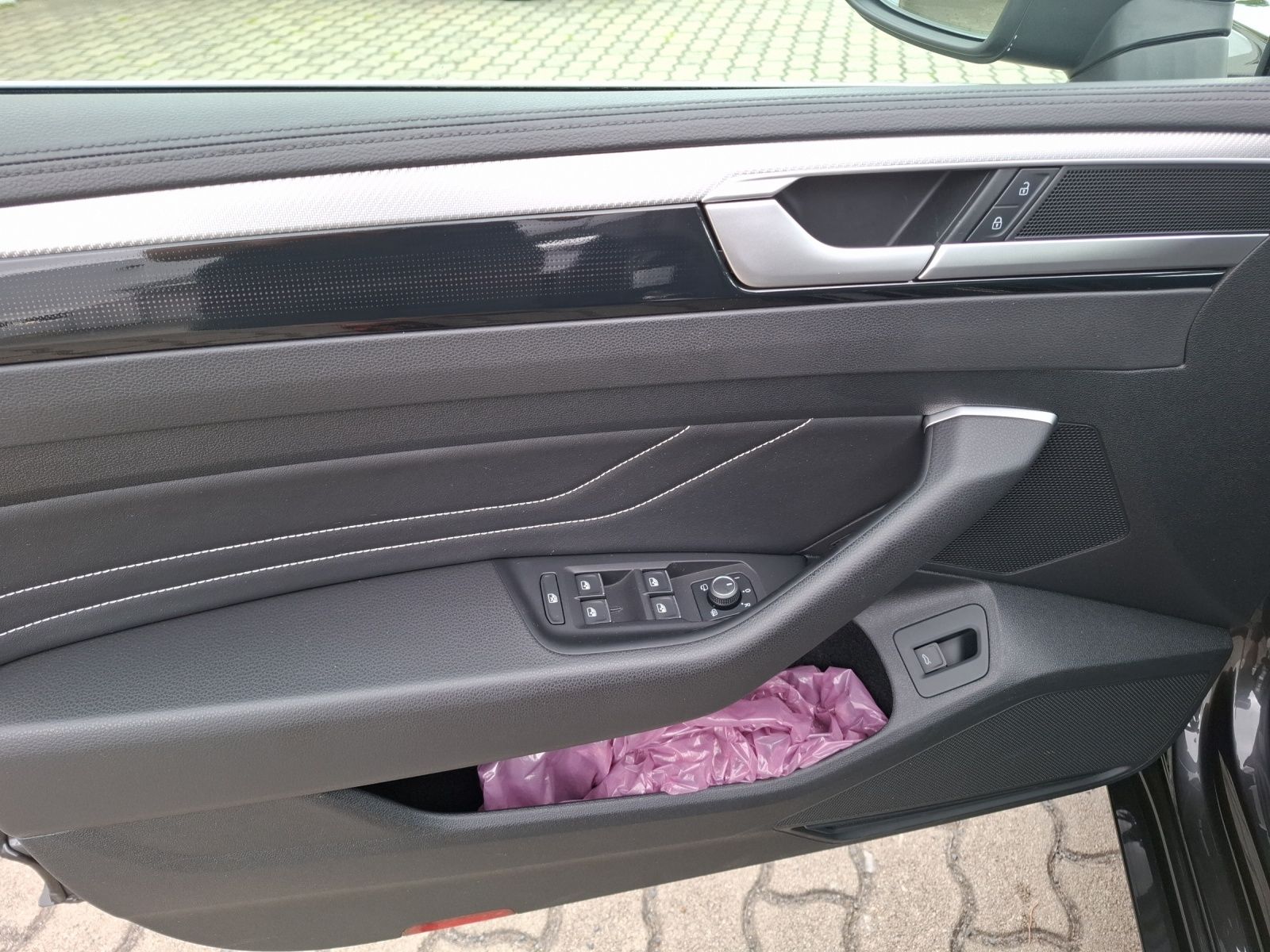 Fahrzeugabbildung Volkswagen Arteon SB TSI R-Line DSG Navi AID Pano ACC RFK S