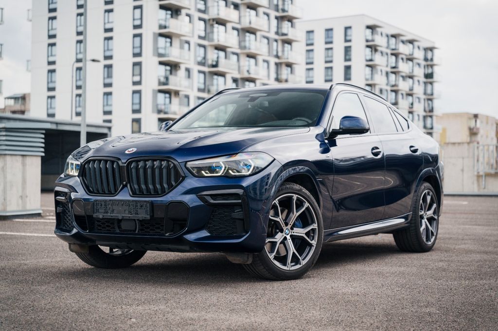 Image of BMW X6