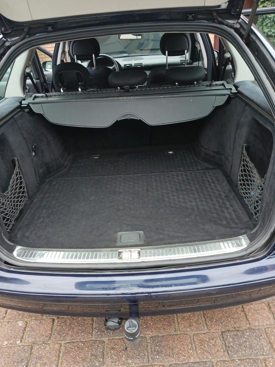 Mercedes-Benz C220 2005 — photo 12