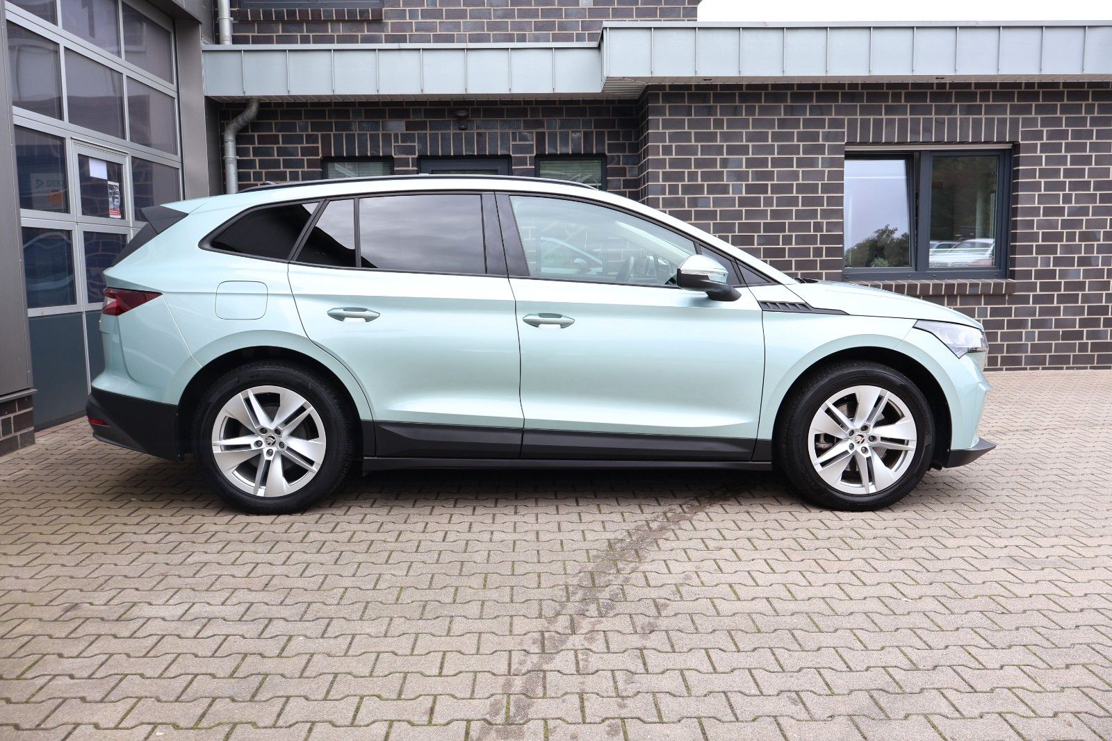 Skoda Enyaq 60 Loft Kamera/AHK/GSHD/Wärmepumpe imagem 2