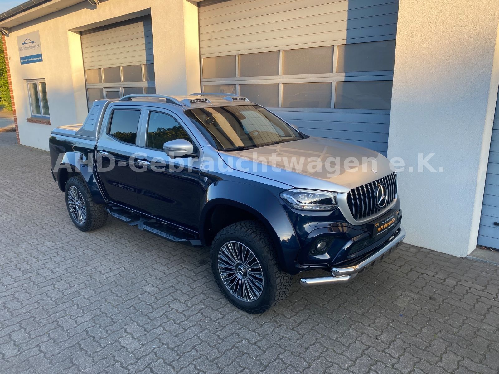 Fahrzeugabbildung Mercedes-Benz X 250d 4Matic D-Kabine Edition Breitumbau UNIKAT