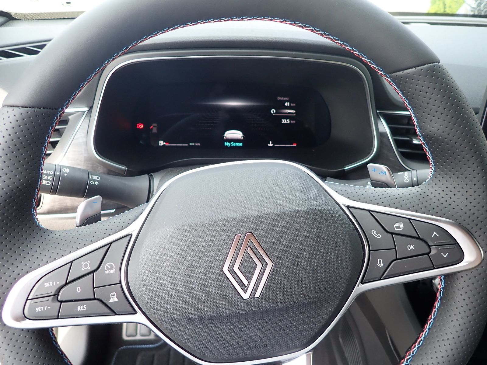 Fahrzeugabbildung Renault Arkana Esprit Alpine Mild Hybrid 140 EDC