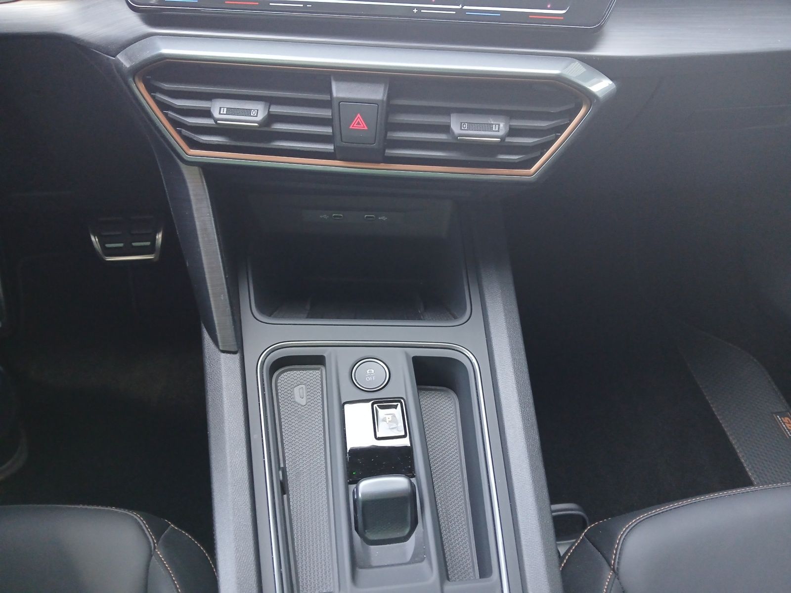 Fahrzeugabbildung CUPRA Formentor VZ5 Matrix GRAIL-Sportauspuff AID ACC
