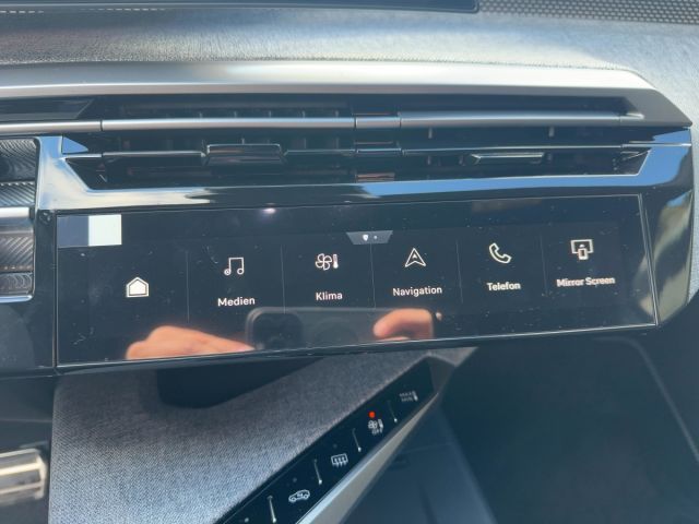 Foto Nummer 18: PEUGEOT 5008