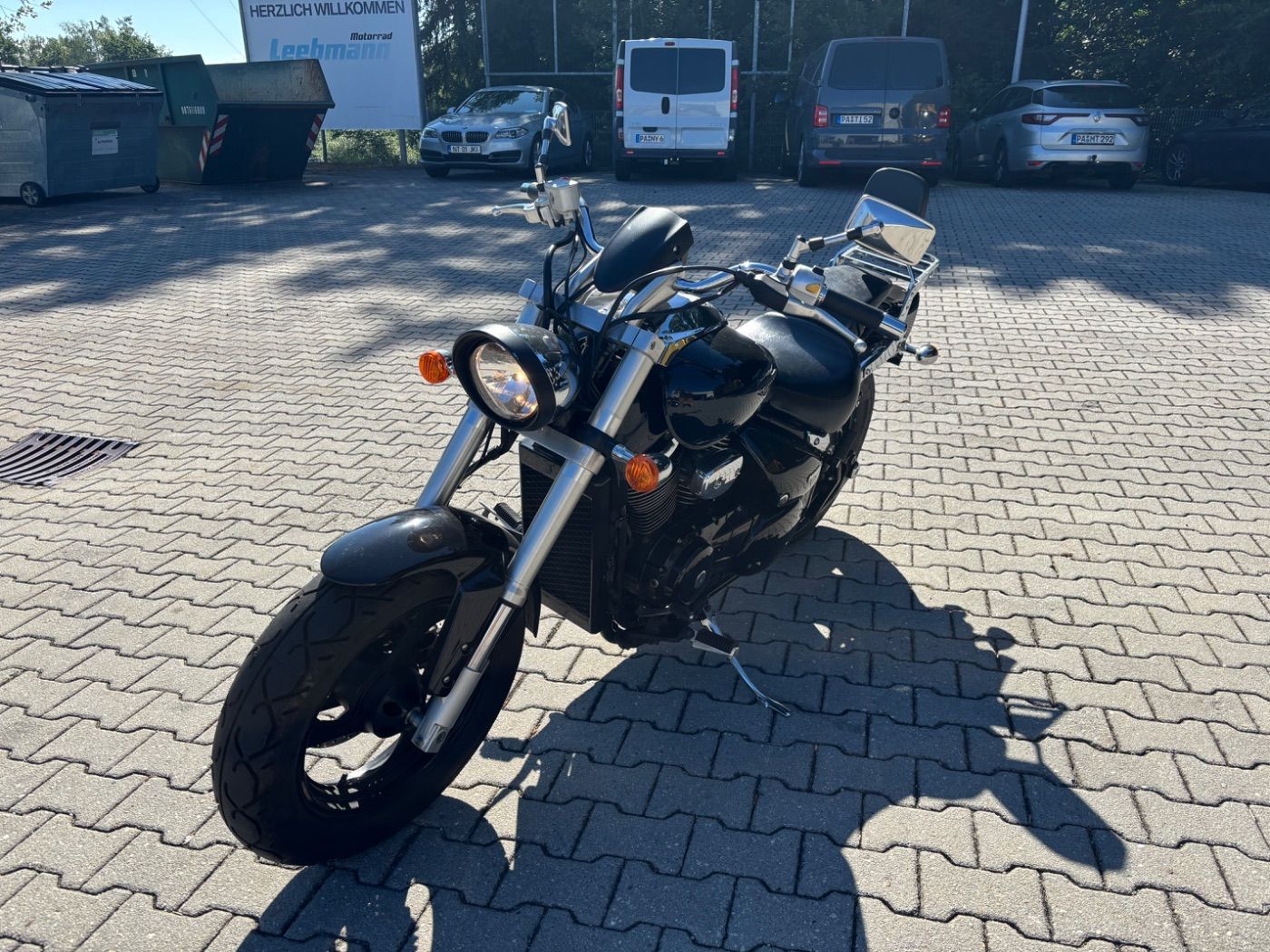 Fahrzeugabbildung Suzuki VZ 800 Intruder wenig KM
