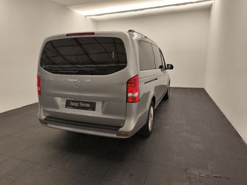 Mercedes V 220 - 5