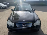 Mercedes-Benz C 200 K SPORTCOUPE*AUTOM*KLIMAA*PANO*NUR 96.TKM* - Mercedes-Benz Coupé aus dem Jahr 2001