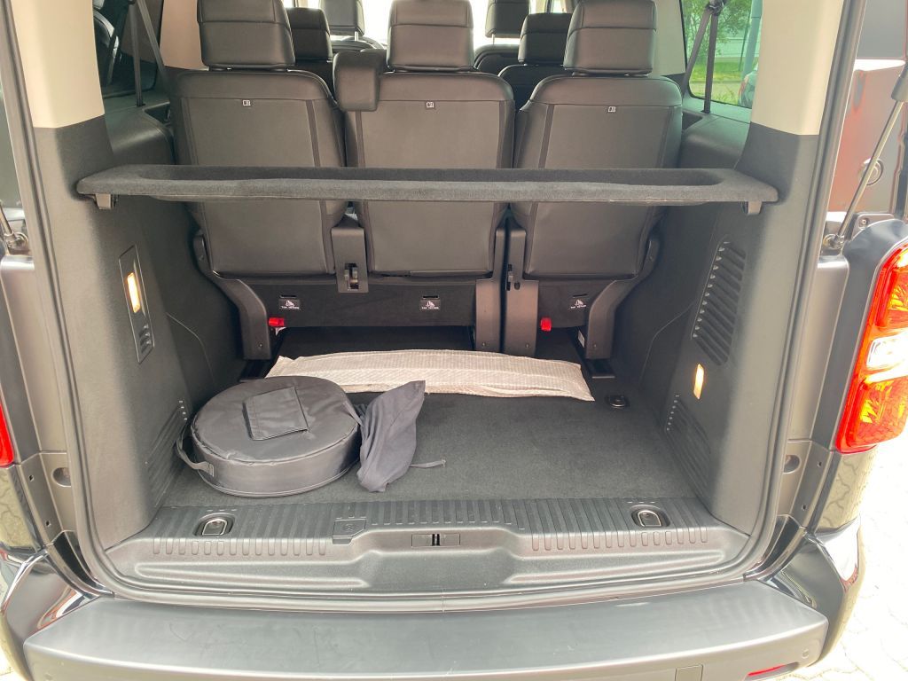Fahrzeugabbildung Citroën e-Spacetourer XL (75 kWh) Shine*Allwetter*AZV*