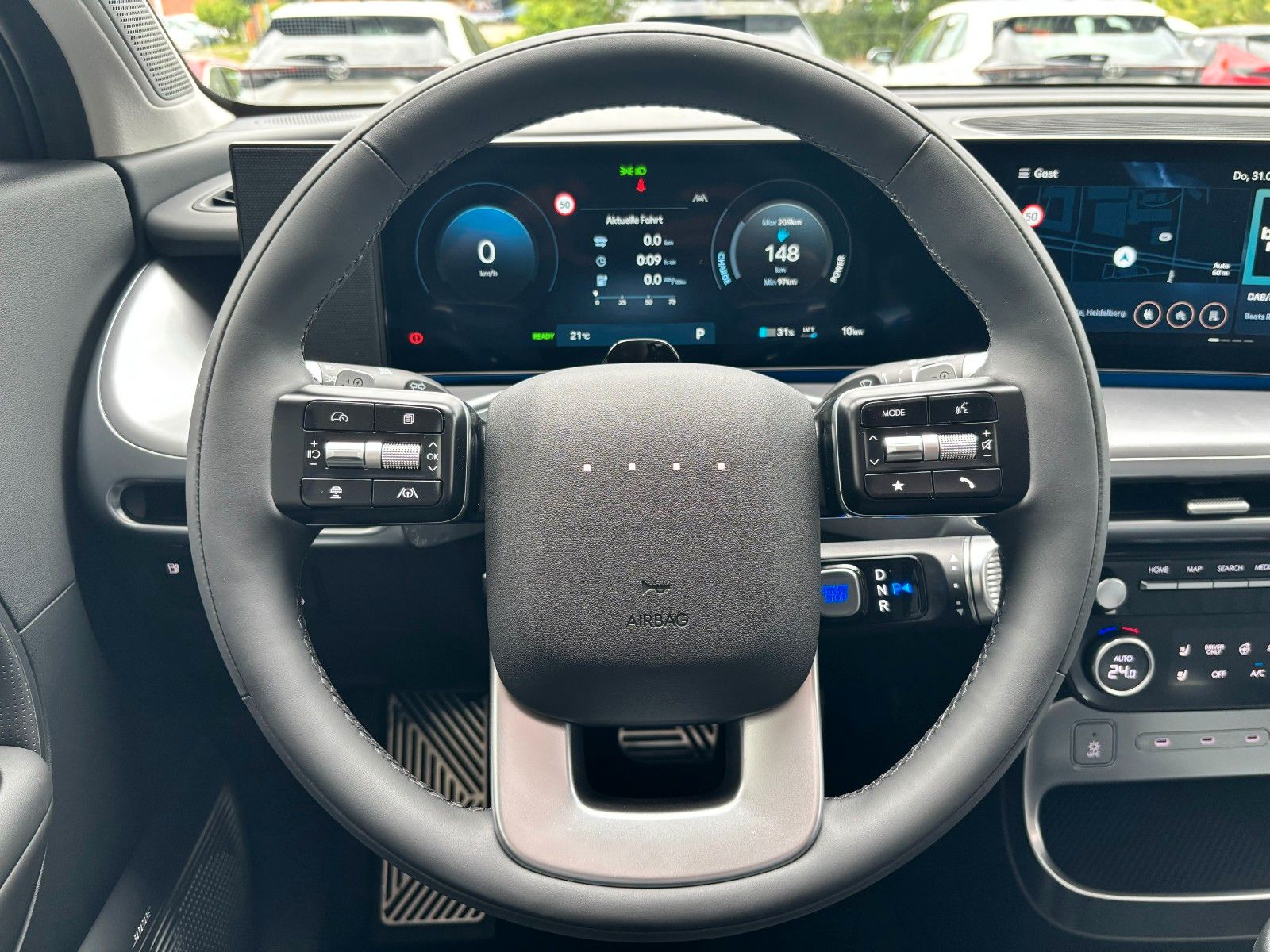 Fahrzeugabbildung Hyundai IONIQ 9 4WD 307PS Uniq/Pano/Relax-Paket!