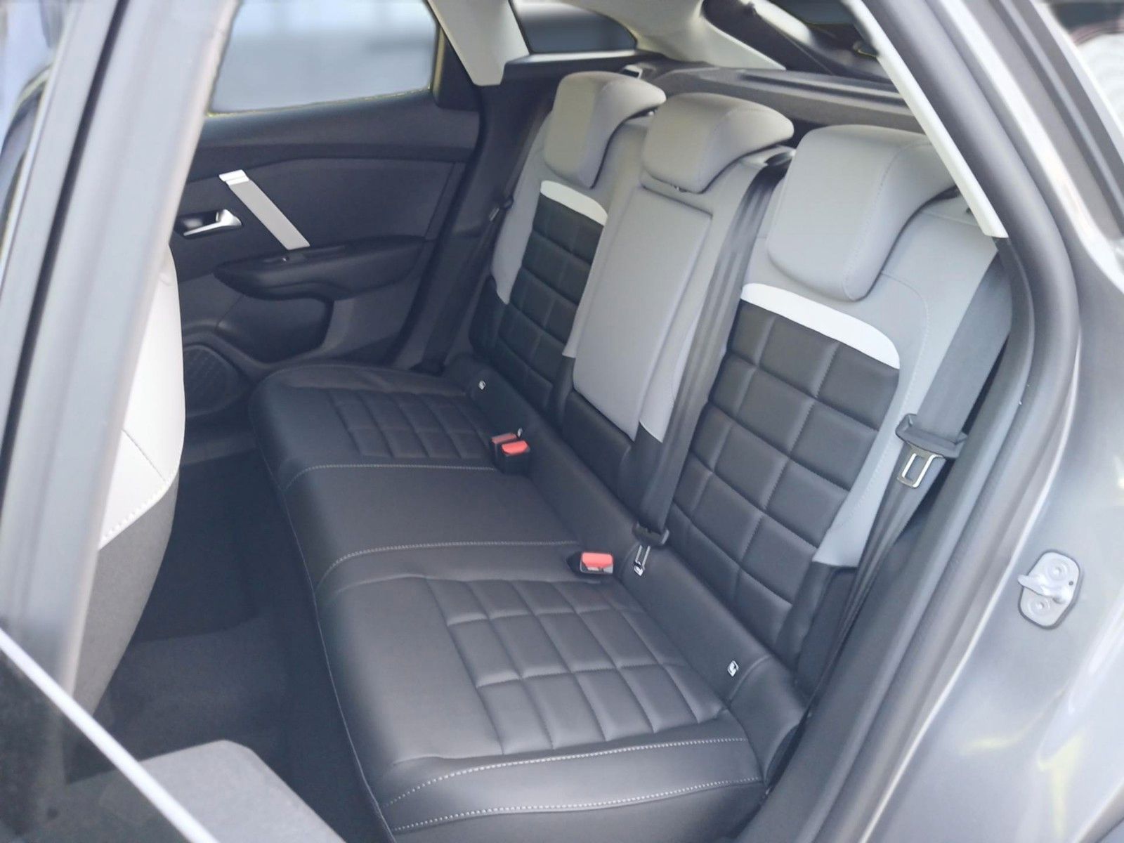 Citroën C4 - Bild 20