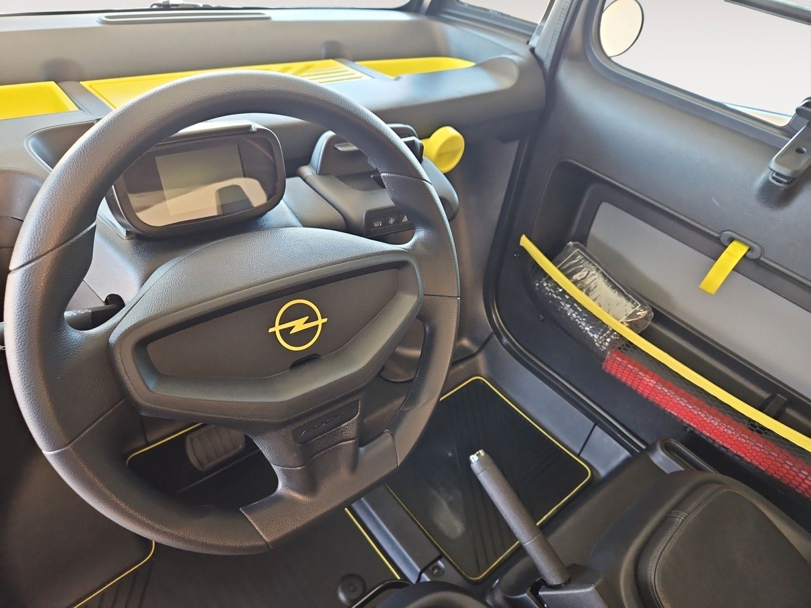 Fahrzeugabbildung Opel Rocks-e Tekno