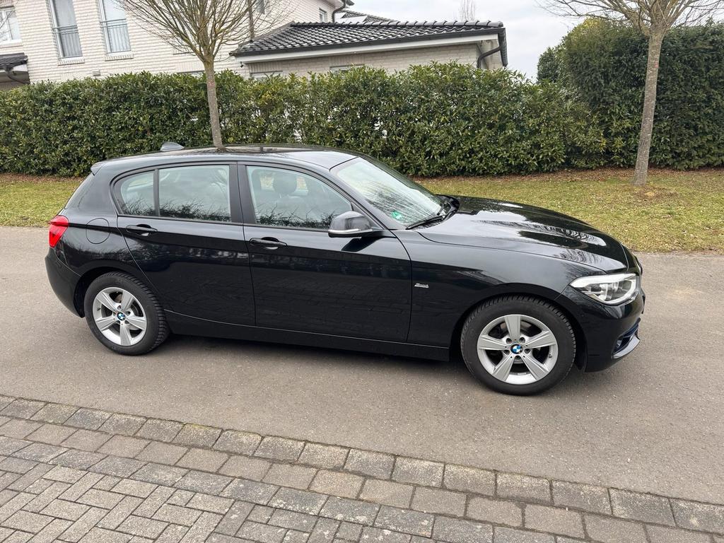 BMW 118