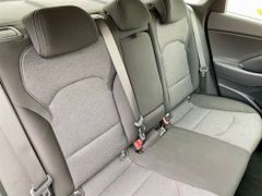 Fahrzeugabbildung Hyundai i30 1.0 AAC SHZ ALLWETTERREIFEN ALU KAMERA PDC