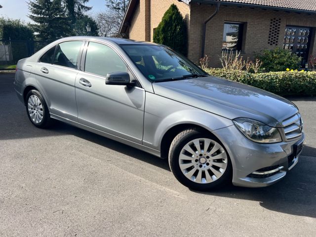 Mercedes-Benz C 180 C -Klasse Lim. C 180 CGI BlueEfficiency