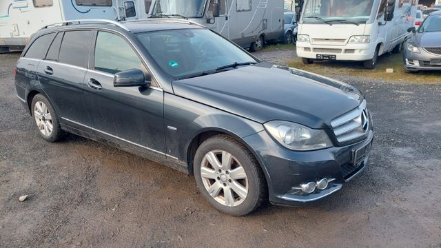 Mercedes-Benz C 180 T CDI BlueEfficiency