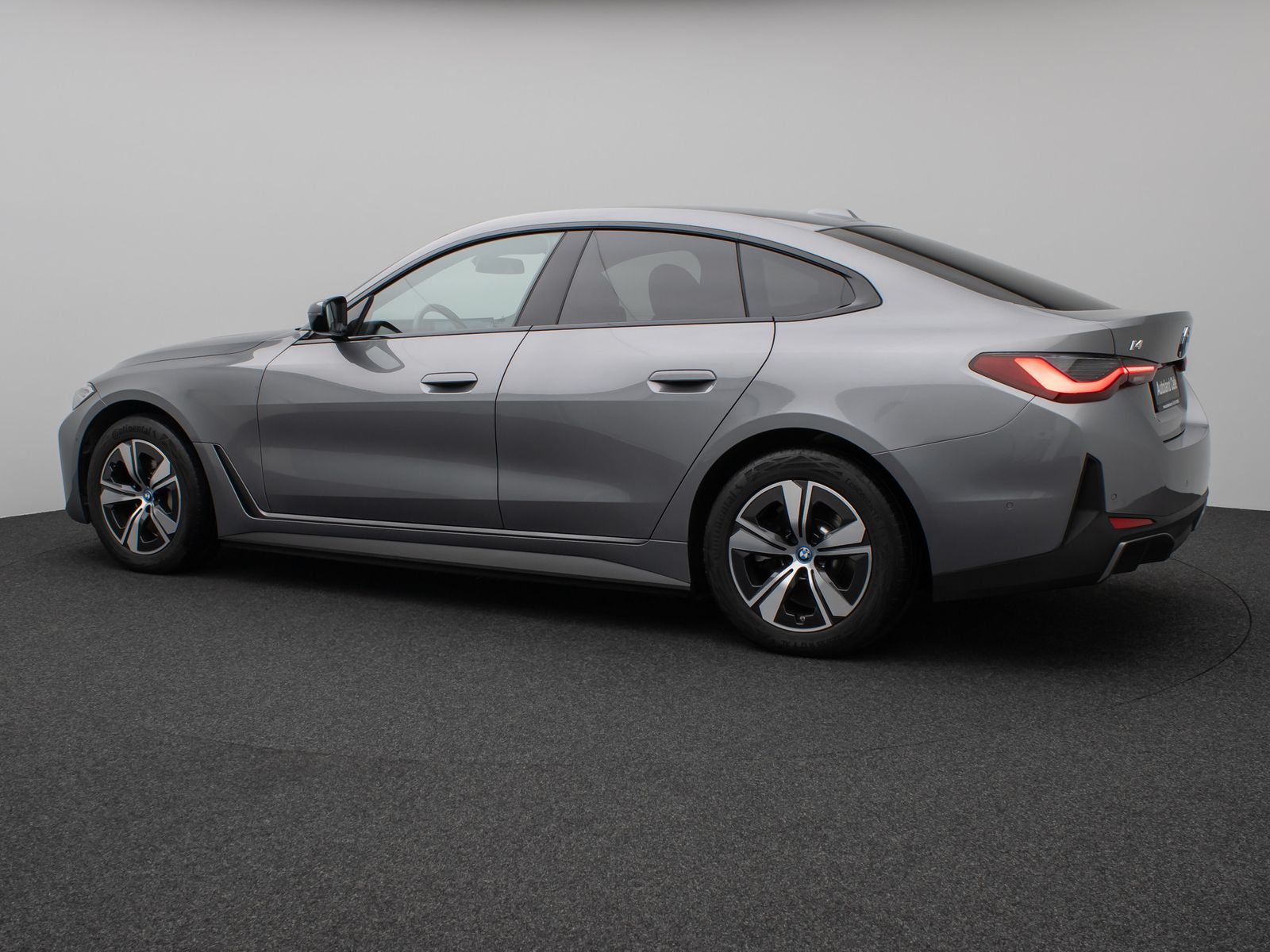 Fahrzeugabbildung BMW i4 eD40 Gran Coupé Kamera DAB H/K PDC Sport