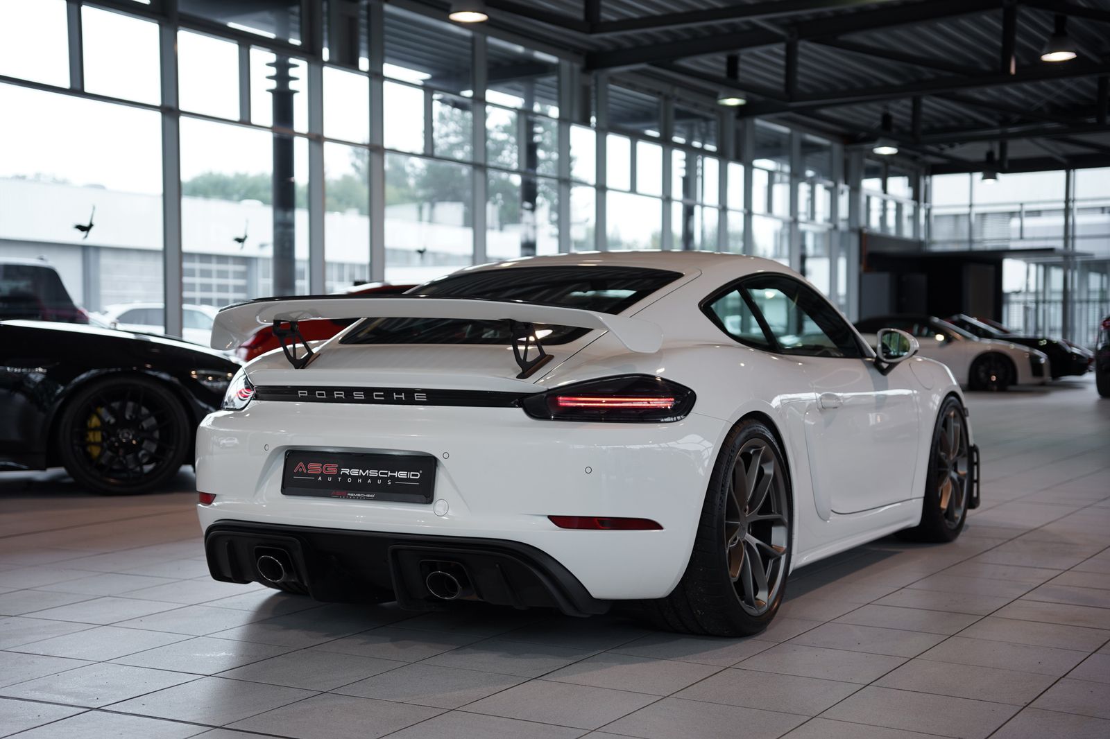 Porsche Cayman
