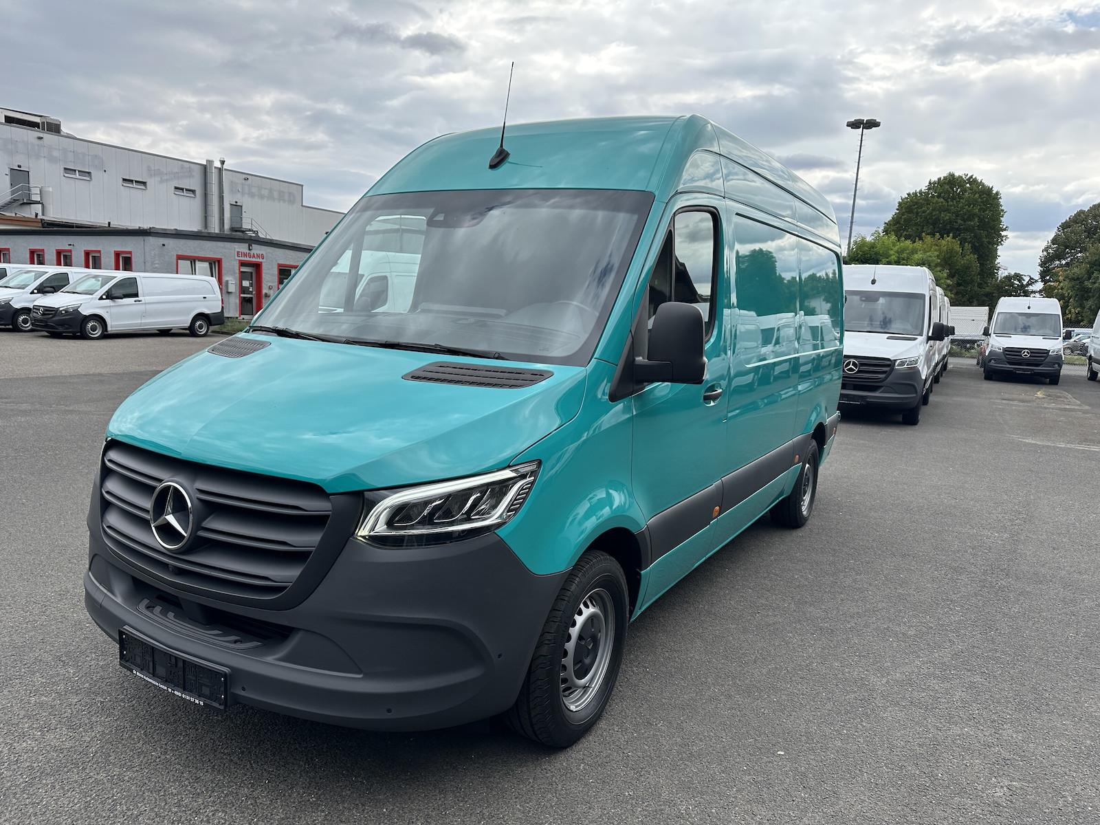Mercedes-Benz Sprinter 317 CDI RWD L2 Ladebordwand LED
