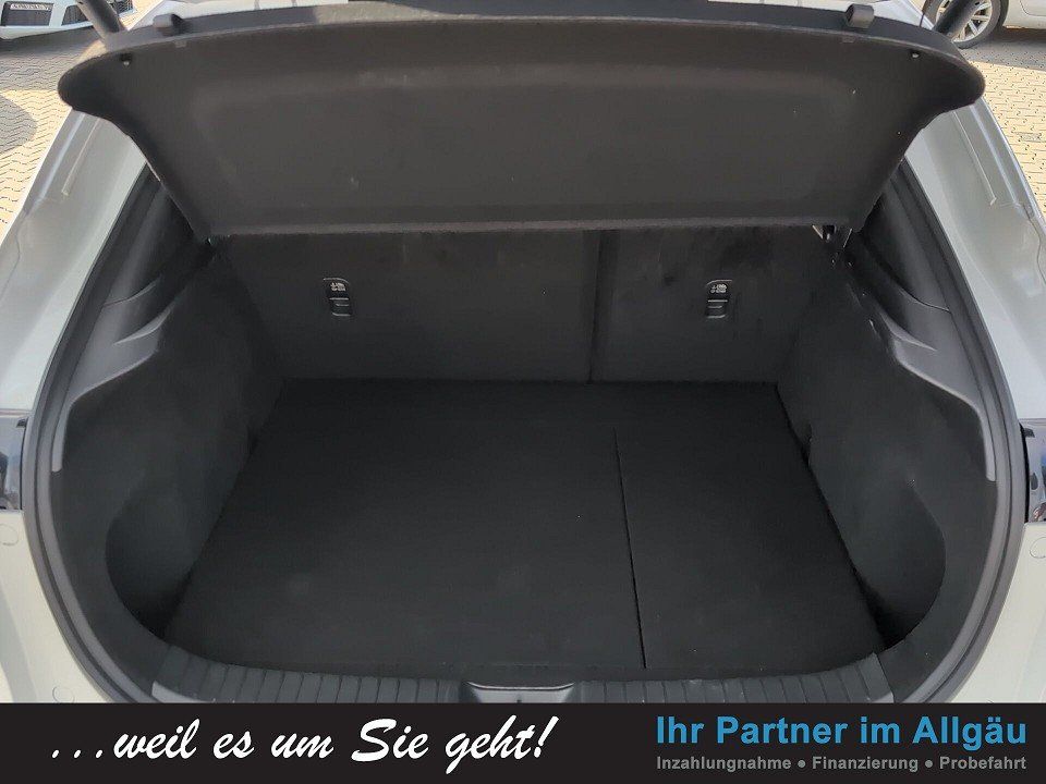 Fahrzeugabbildung Mazda CX-30 2.0L 150 SKY-G 6AT NAGISA !GARANTIE-06/30!