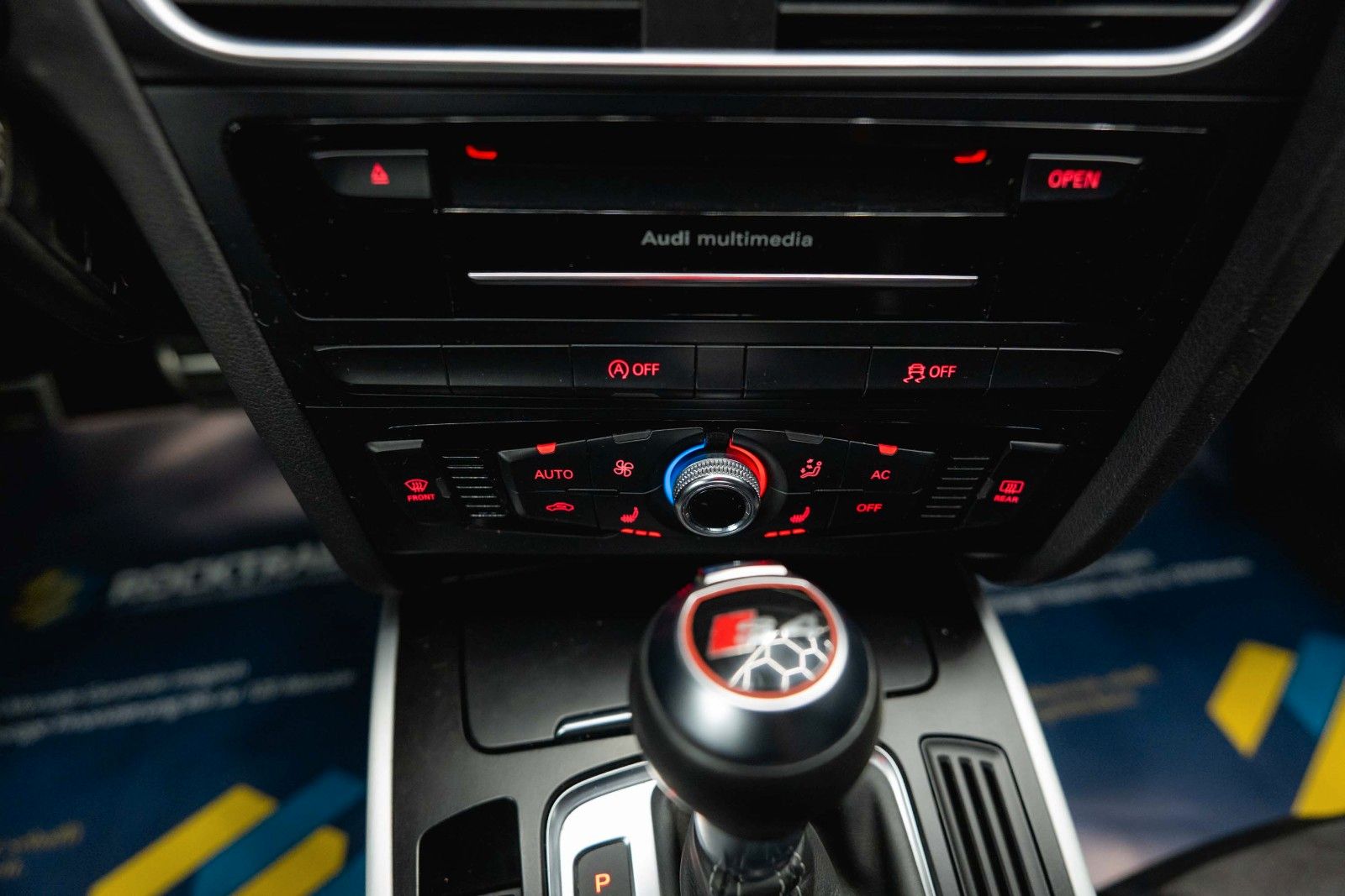 Fahrzeugabbildung Audi S4 Avant 3.0 TFSI quattro | Top Zustand | LED
