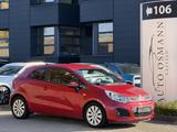 Kia Rio 1.4 Edition 7 / TÜV NEU - Kia Rio mit Benzin-Antrieb: Limousine