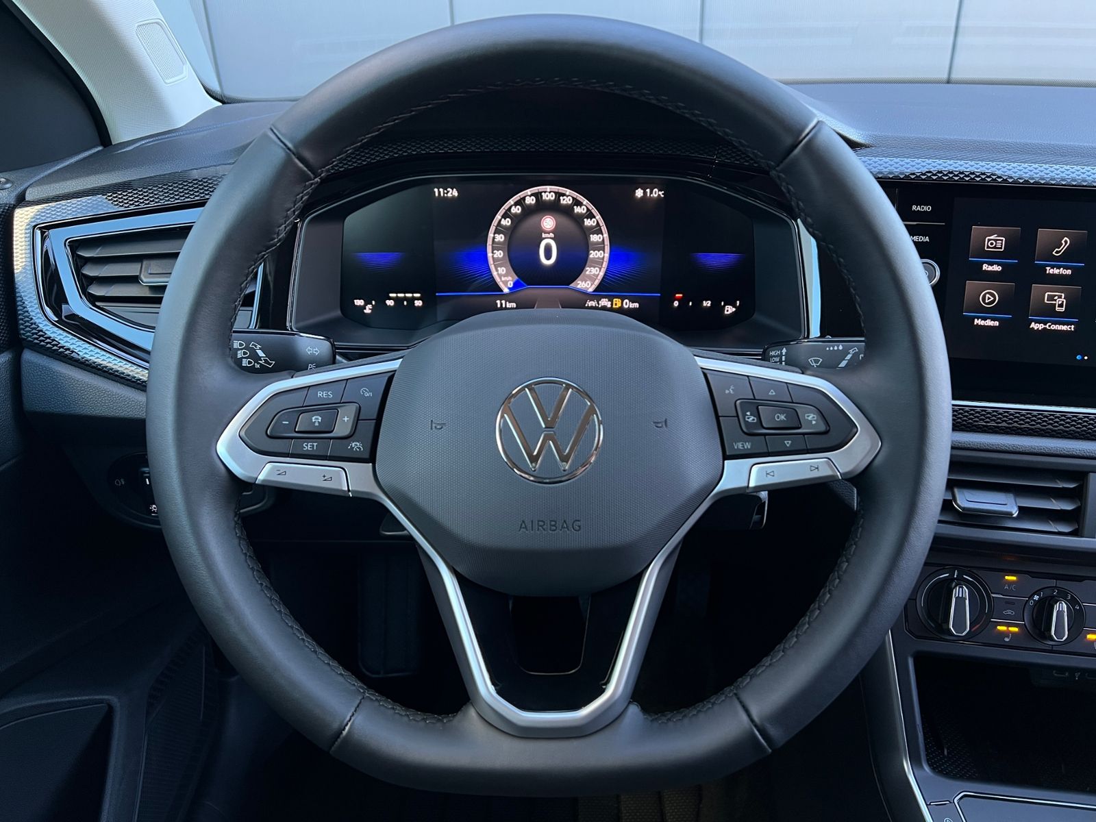 Fahrzeugabbildung Volkswagen Polo Life 1.0 TSI *LED, Klima, Sitzhzg., App-Con