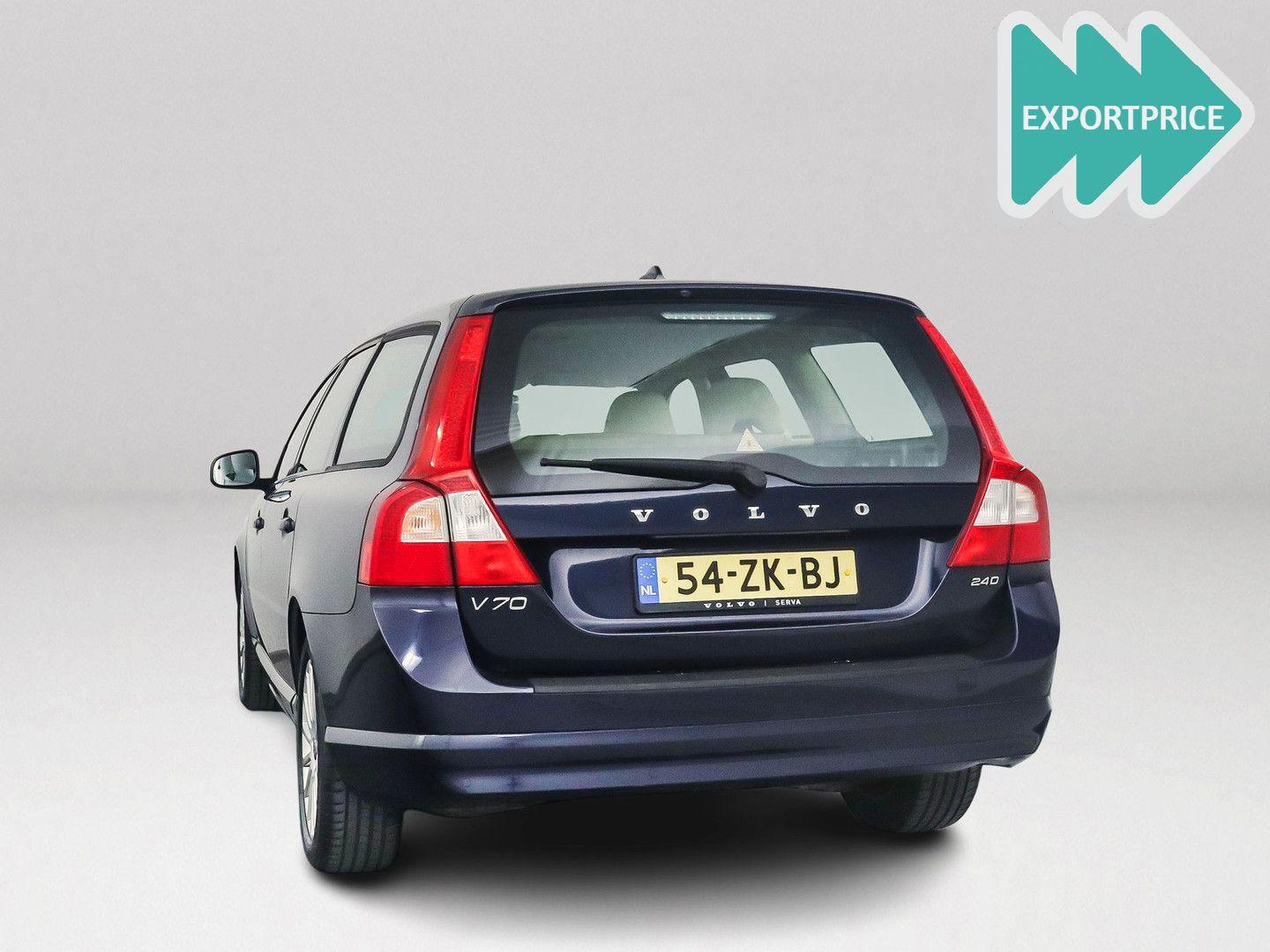 Volvo V70 2008 — photo 9