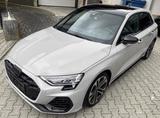 Audi S3 Sportback quattro Sonderfarbe PORSCHE KREIDE - Audi S3 mit Benzin-Antrieb: Limousine, Automatik