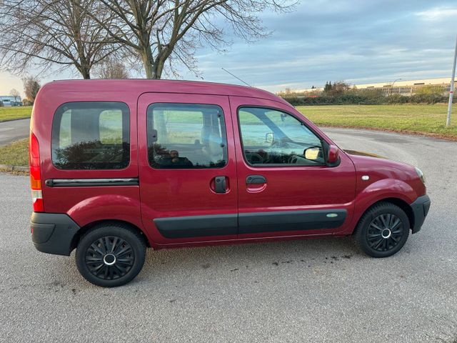 Renault Kangoo Benziner