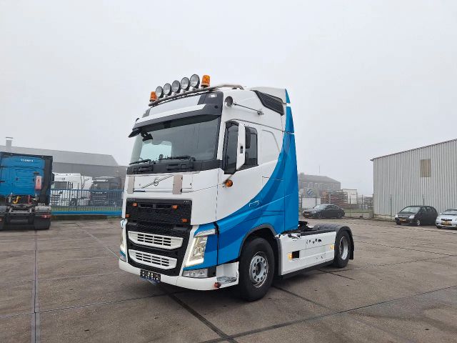 Volvo FH 460 Globetrotter - I Park cool - full spoiler