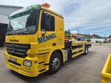 Mercedes-Benz Actros 1836 Abschleppwagen mit Kran