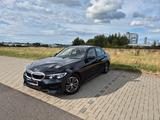 BMW 318i Top Zustand. BMW Werksgarantie bis 12/2025 - BMW 318: Winterreifen, 318i